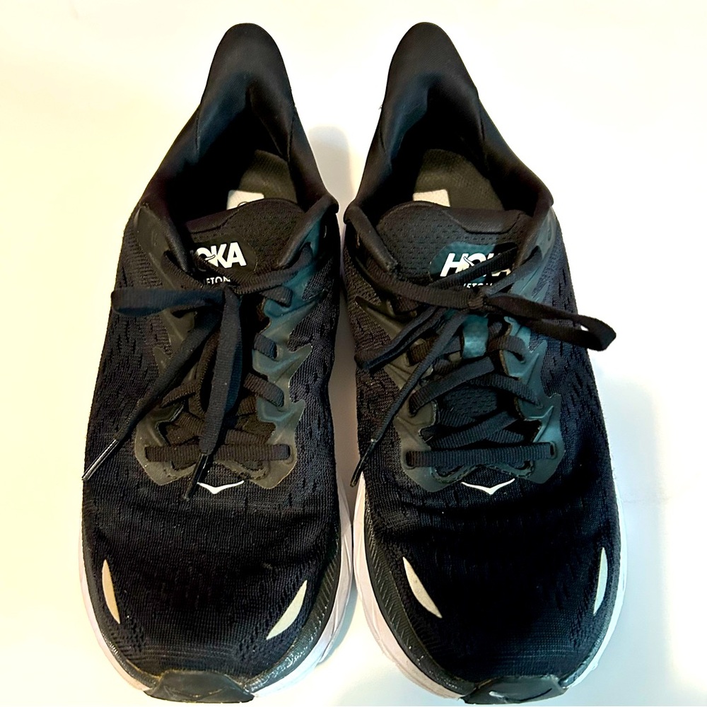 Black HOKA ONE ONE Clifton running shoes 8B